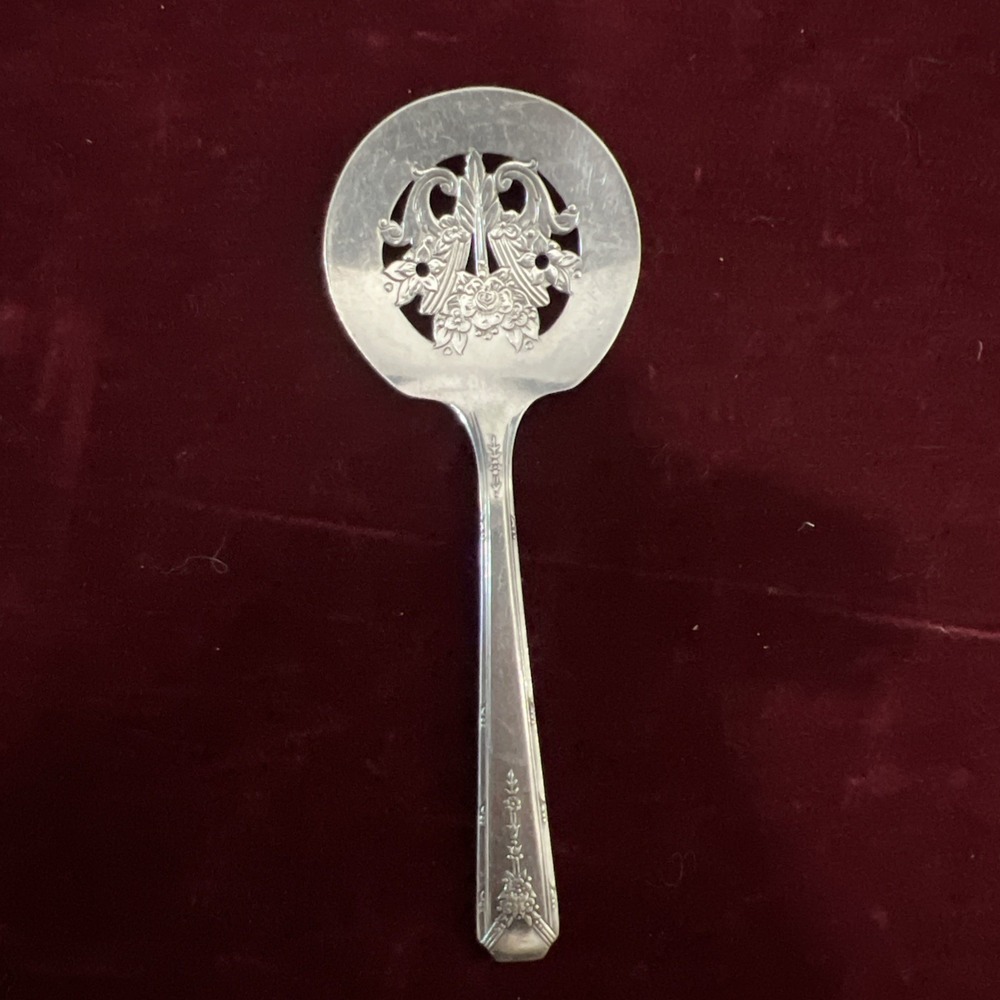 1940 MILADY COMMUNITY ONEIDA‎ BON BON SPOON
